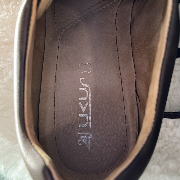 Ukus quality leather sneakers - Picture 6 of 9